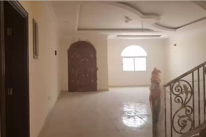 مسکونی املاک آماده 5 اتاق خواب U/F ویلای مستقل  برای فروش که در السد , دوحه #12618 - 1  image 